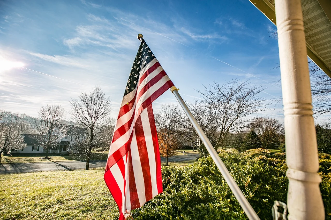 Stars and Stripes by rogerl01 via Pixabay ( CC0 Creative Commons )