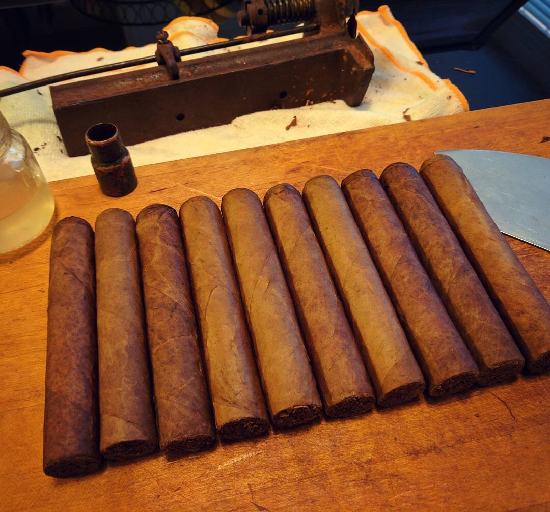 The completed product! #cigar #freshrolled #tobacco #handrolled #cigars #dominican #totollyhandmade