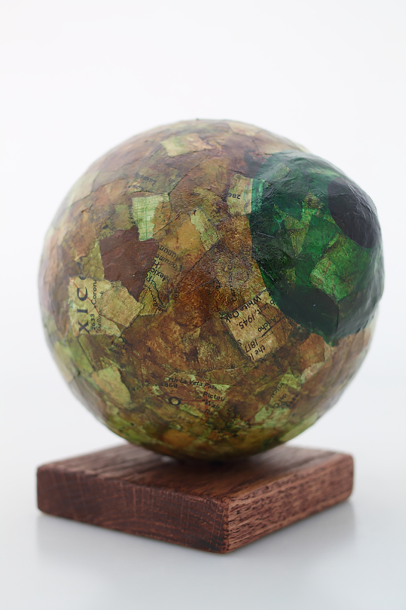 Gazing Eye Papier maché and wood 5 x 5 x 5 inches 2016