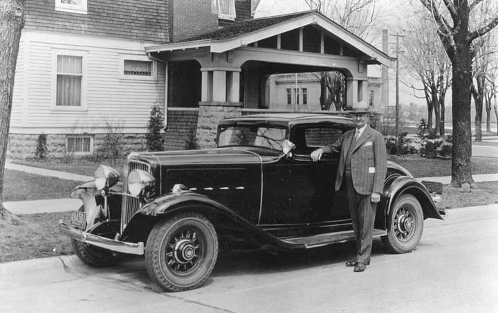 Nostalgic Neenah - Pieces of the Past