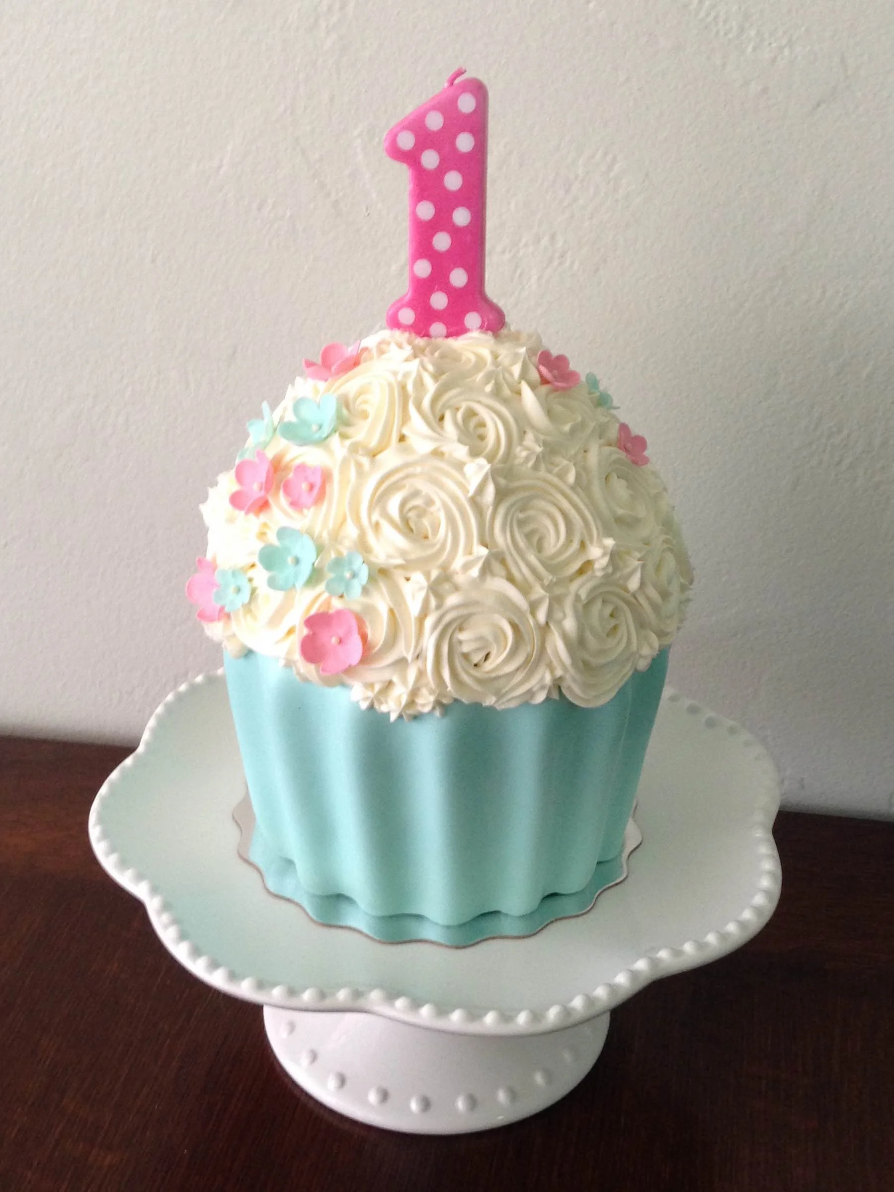 Cupcake Cake 