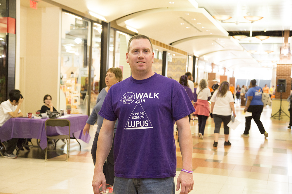 035Wenglowskyj_LAUNY_MallWalk_Web.jpg
