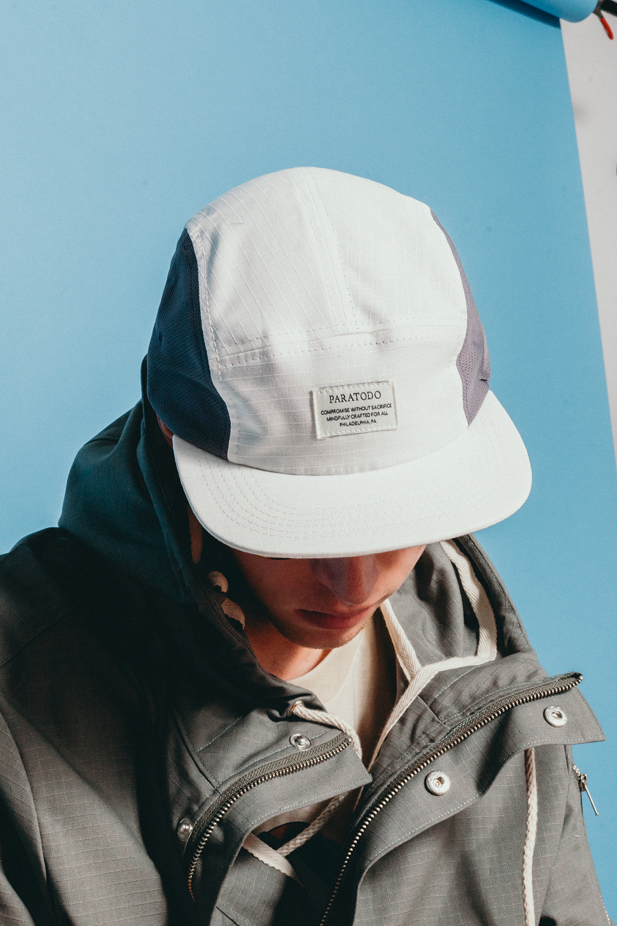 white-5panel2.png