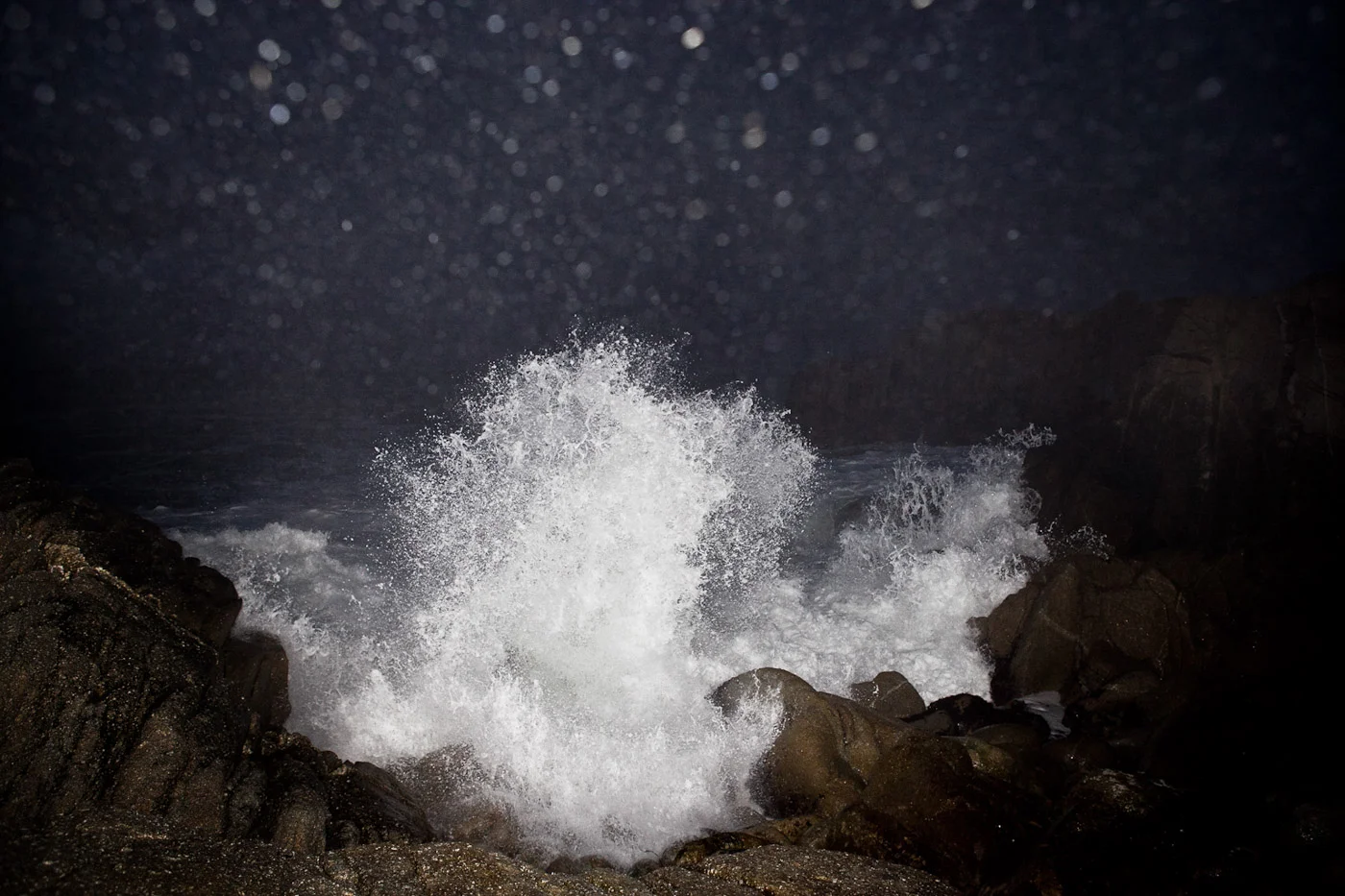 wavesinmonterey.jpg
