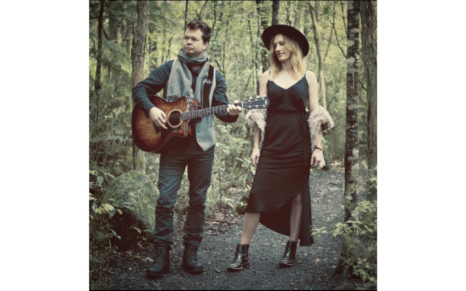 Velvet Arrow new single 'Runaway Girl'