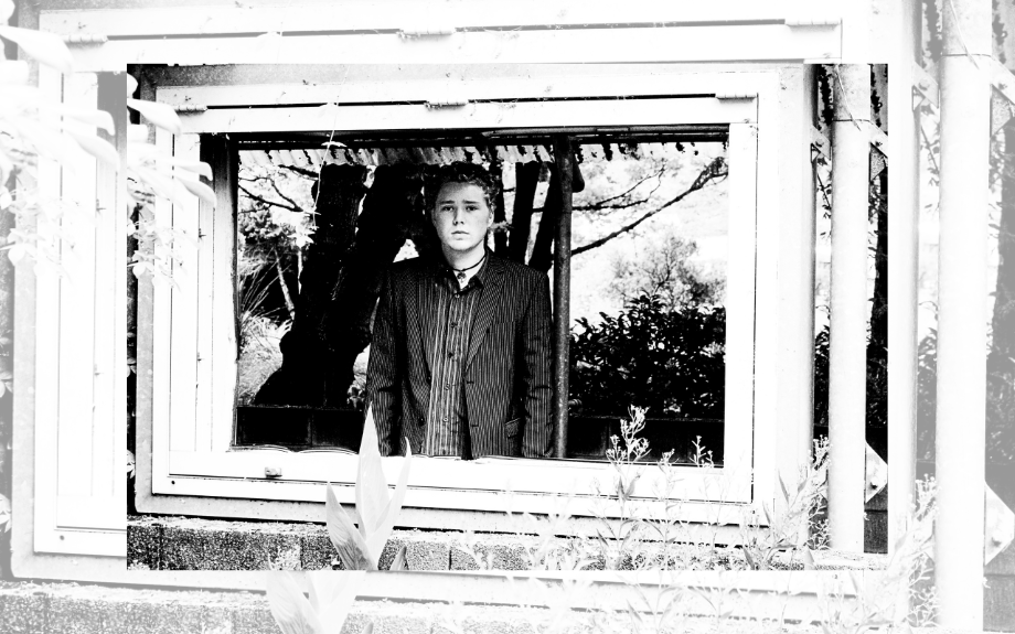 VELVETEEN RELEASES DEBUT ALBUM ‘HEAVY MACHINERY’
