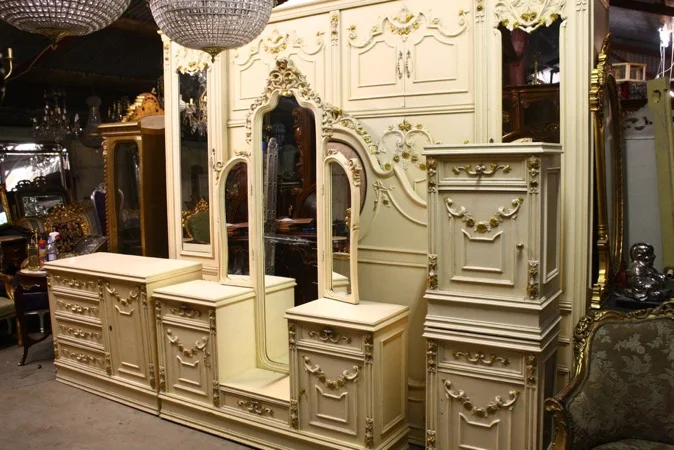 Renaissance Antiques Dublin Ireland old painted white dressing table