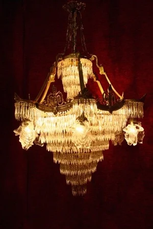 VERY LARGE SPIKED DROPPED CHANDELIER