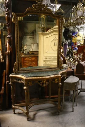 NICE CARVED WOOD GILT CONSOLE TABLE
