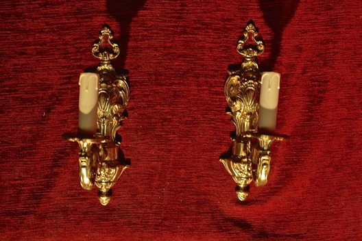 Renaissance Antique Dublin Ireland Solid brass single arm wall lights