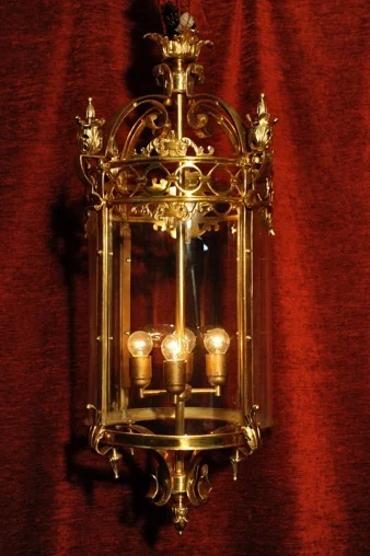 Renaissance Antique Dublin LARGE HEAVY BRASS LANTERN