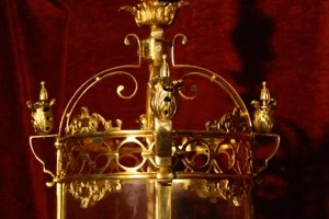 Renaissance Antique Dublin LARGE HEAVY BRASS LANTERN