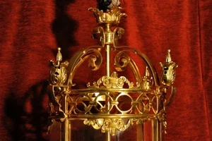 Renaissance Antique Dublin LARGE HEAVY BRASS LANTERN