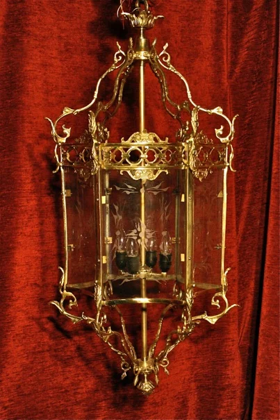 Renaissance Antique Dublin LARGE LIGHT FRAMED LANTERN