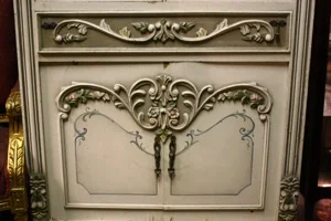 SMALL OR CHILDS WARDROBE