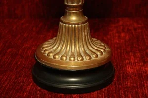 Renaissance Antique Dublin Ireland Old oil lamp