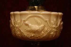 Renaissance Antique Dublin Ireland Old oil lamp