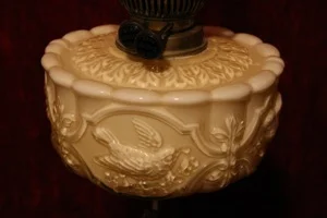 Renaissance Antique Dublin Ireland Old oil lamp