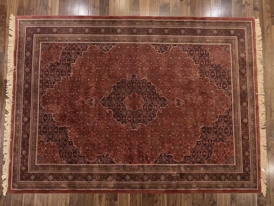 Nice hand knotted carpet in good condition