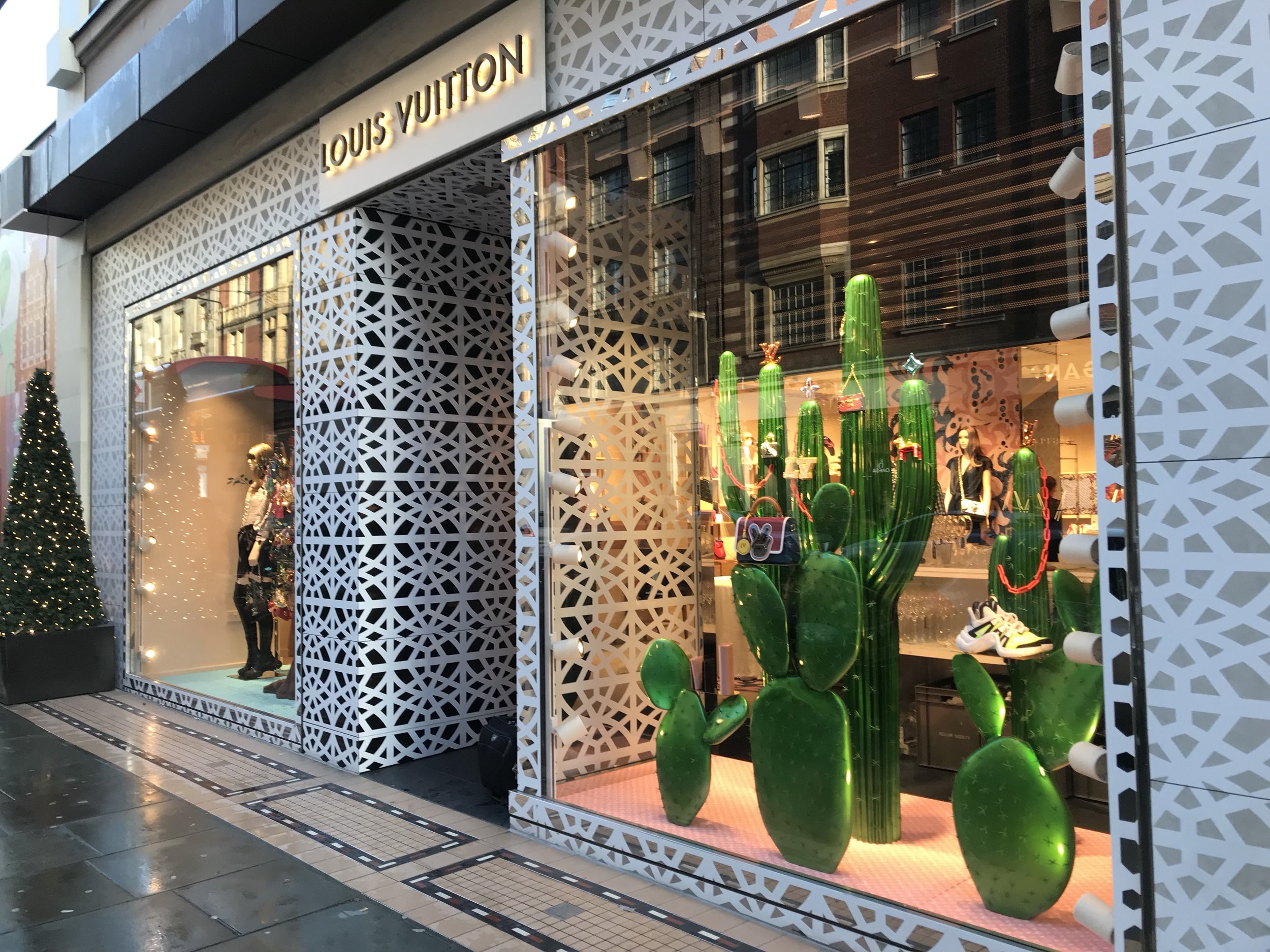 Louis Vuitton Sloane Street