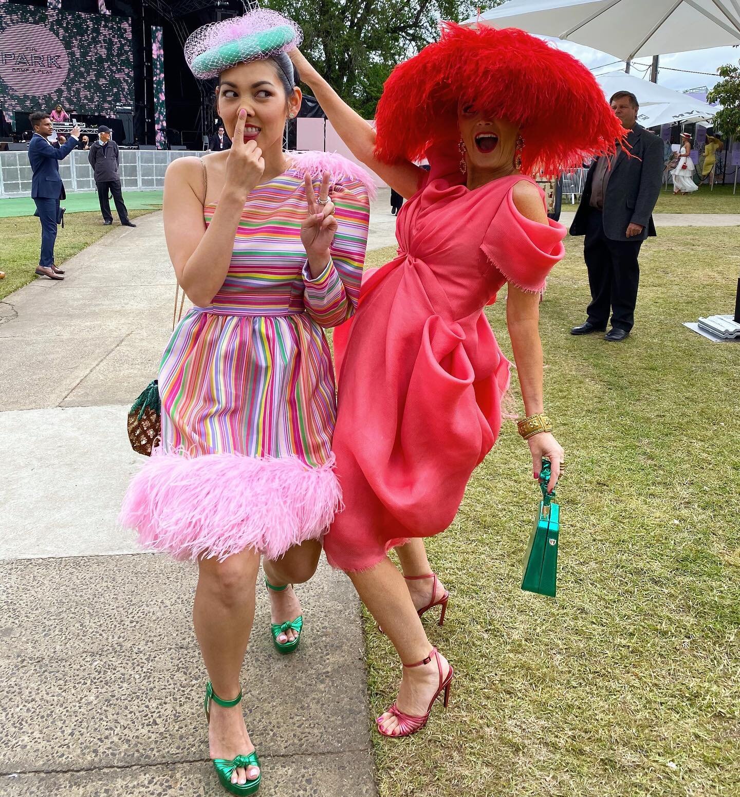 Can&rsquo;t believe it&rsquo;s been a week since Oaks Day! Still in recovery from carnival 😑 #throwback #oaksday #besttimeoftheyear #melbcupcarnival #lovecupweek