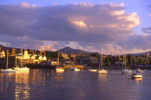 Enhance your English language fluency in one of the friendliest and most beautiful countries in the world!