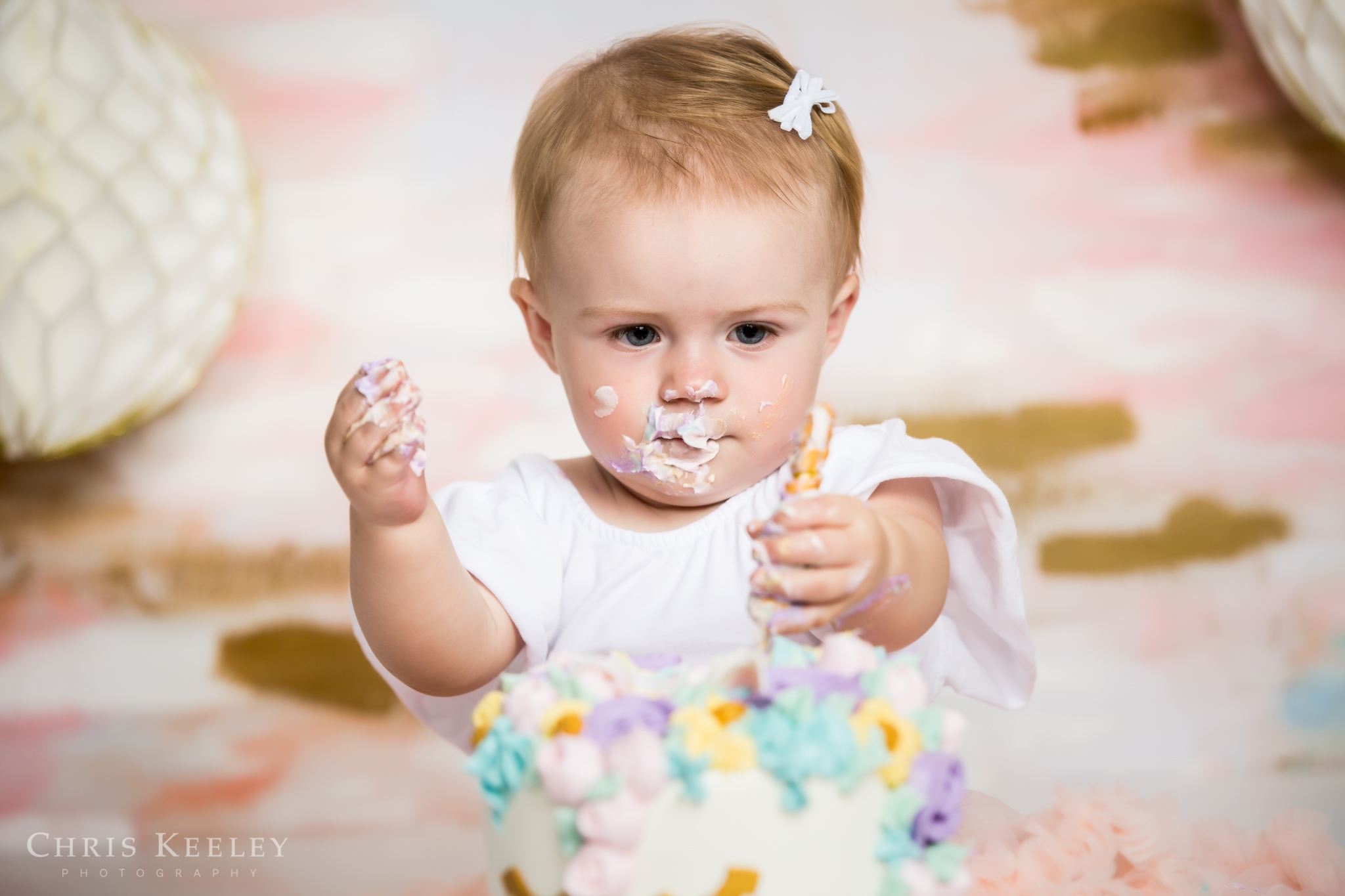 gwendolyn-one-year-cake-smash-dover-new-hampshire-photographer-09.jpg