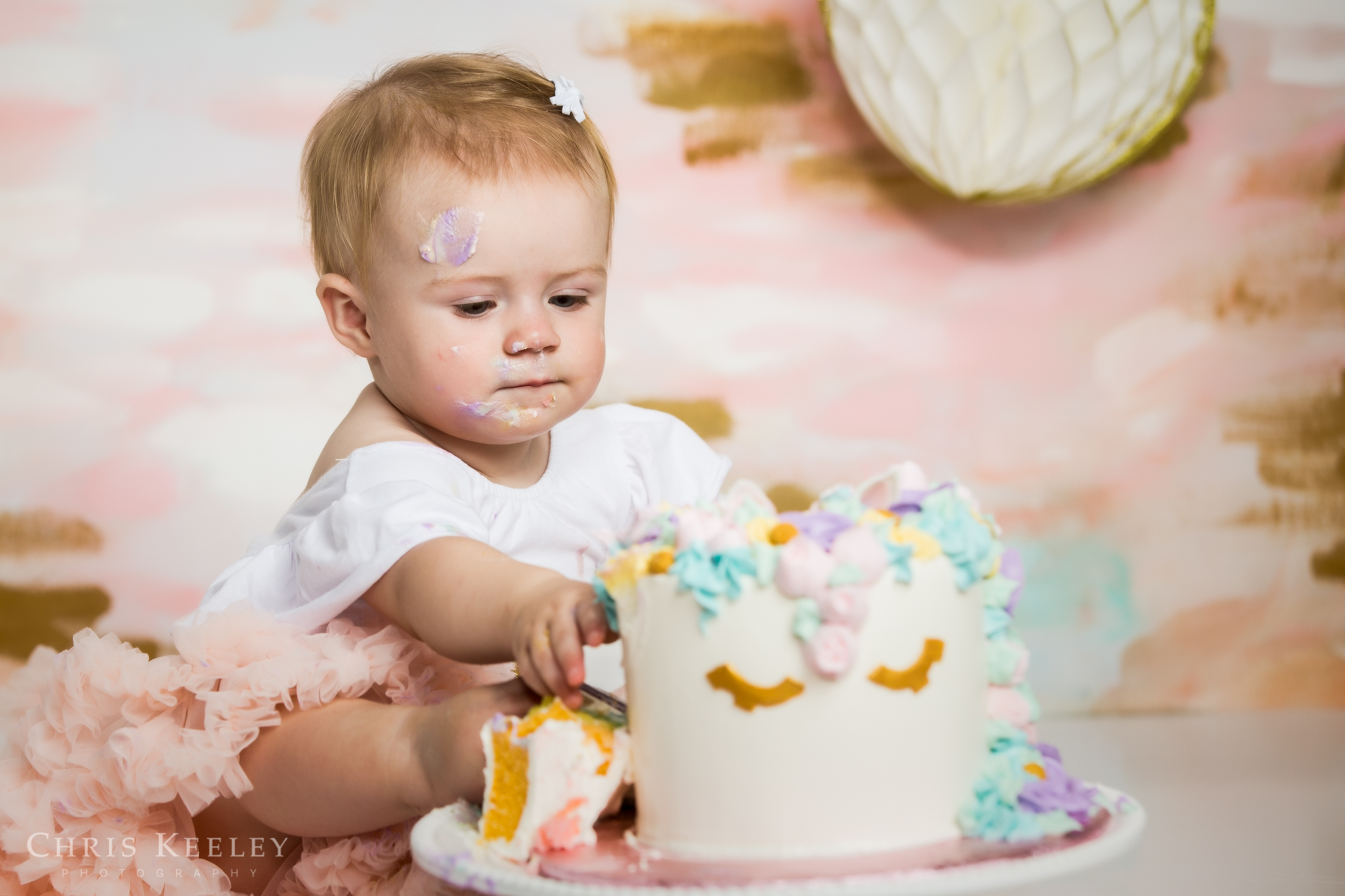 gwendolyn-one-year-cake-smash-dover-new-hampshire-photographer-13.jpg