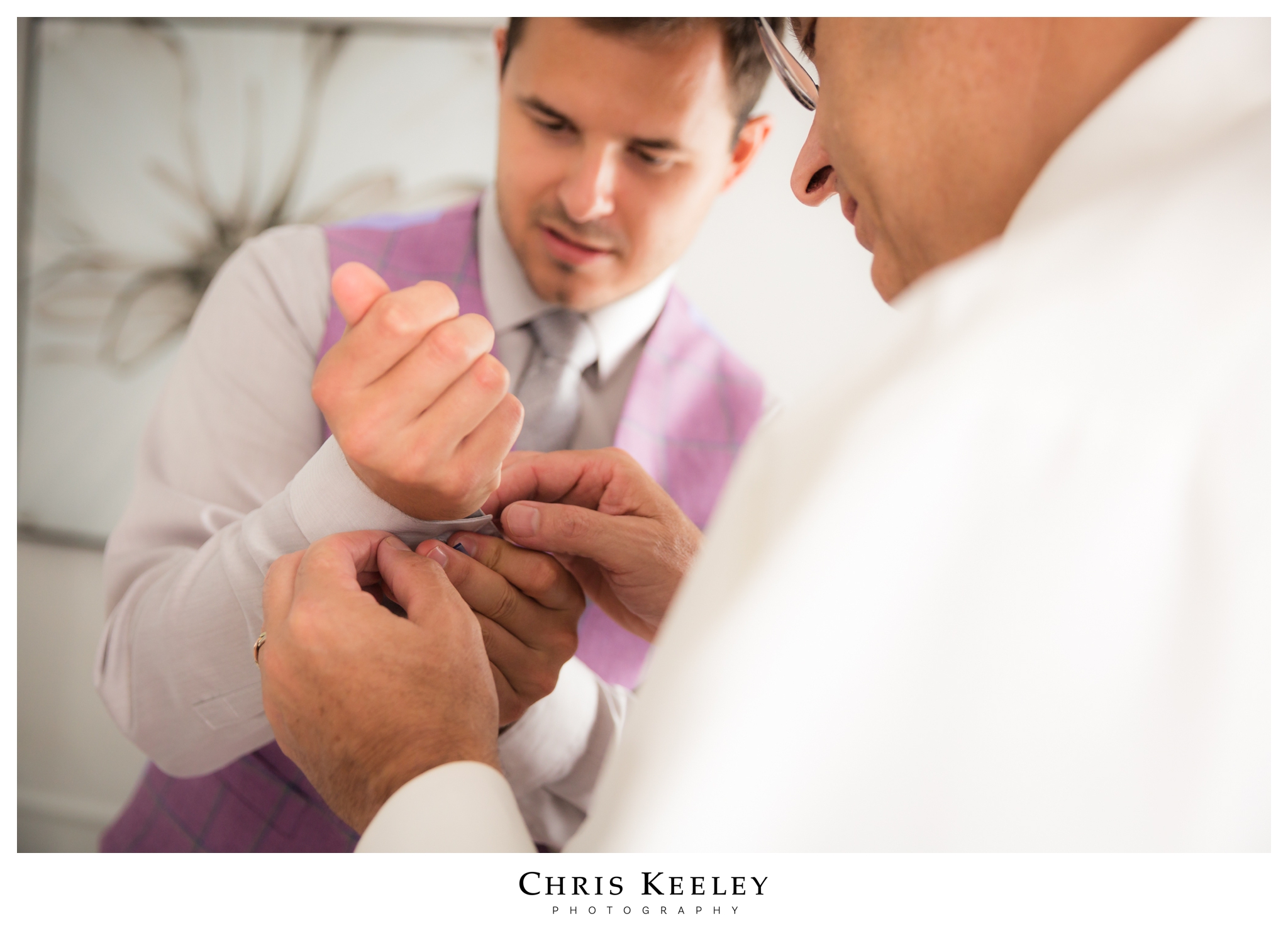 dad-helping-son-get-ready-for-wedding.jpg