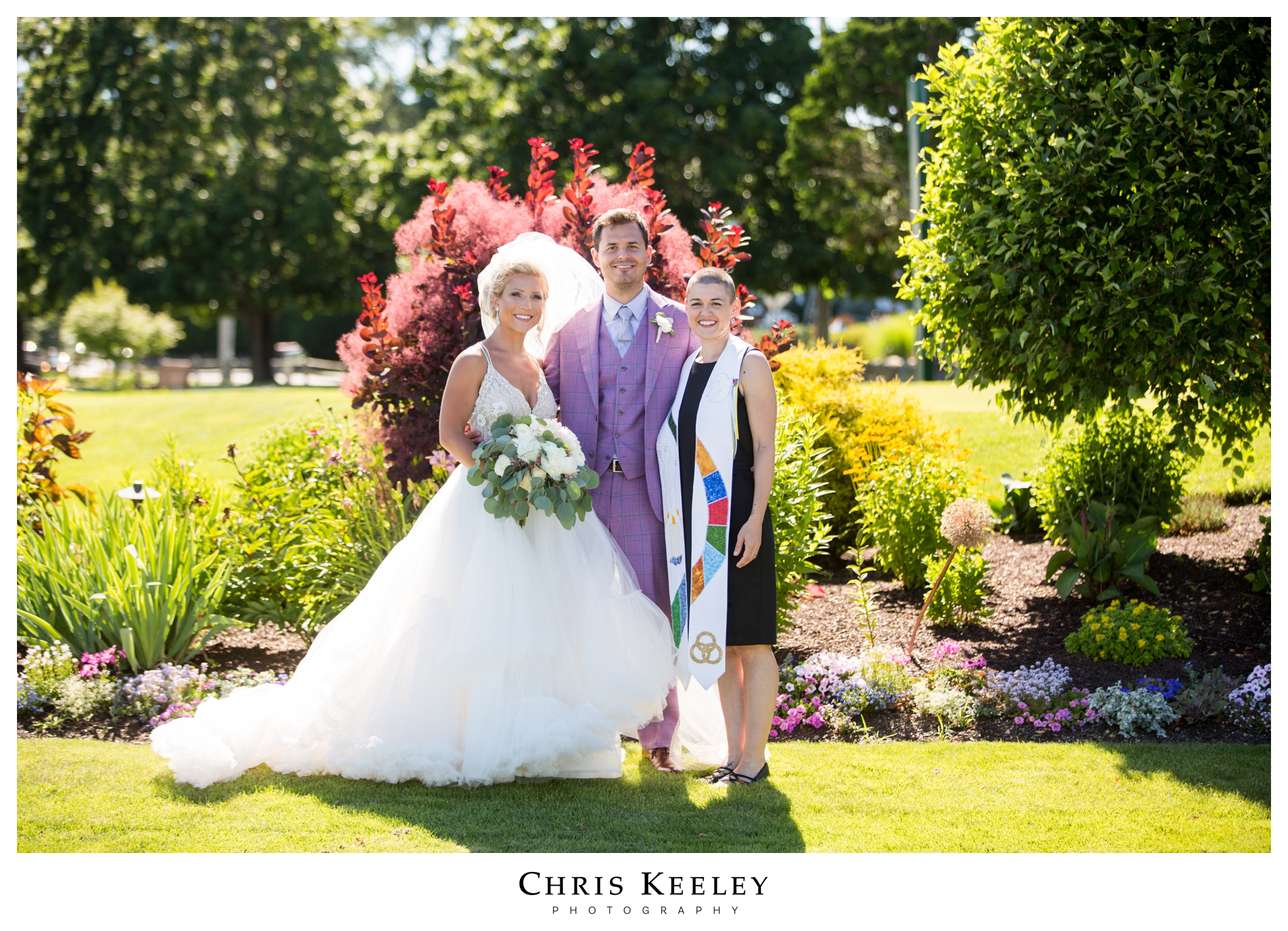 bride-groom-with-new-hampshire-officiant.jpg