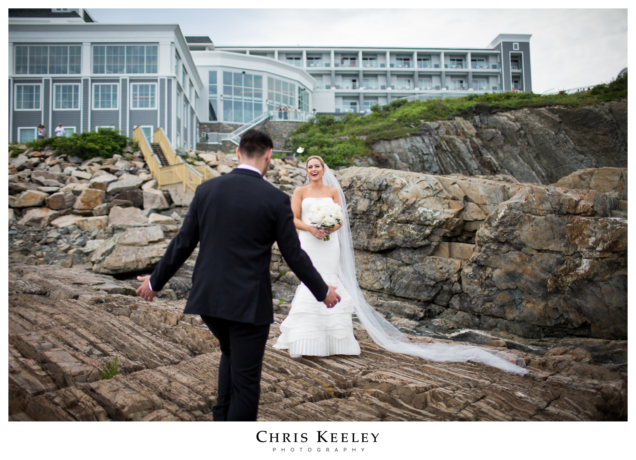 cliff-house-bride-sees-groom.jpg