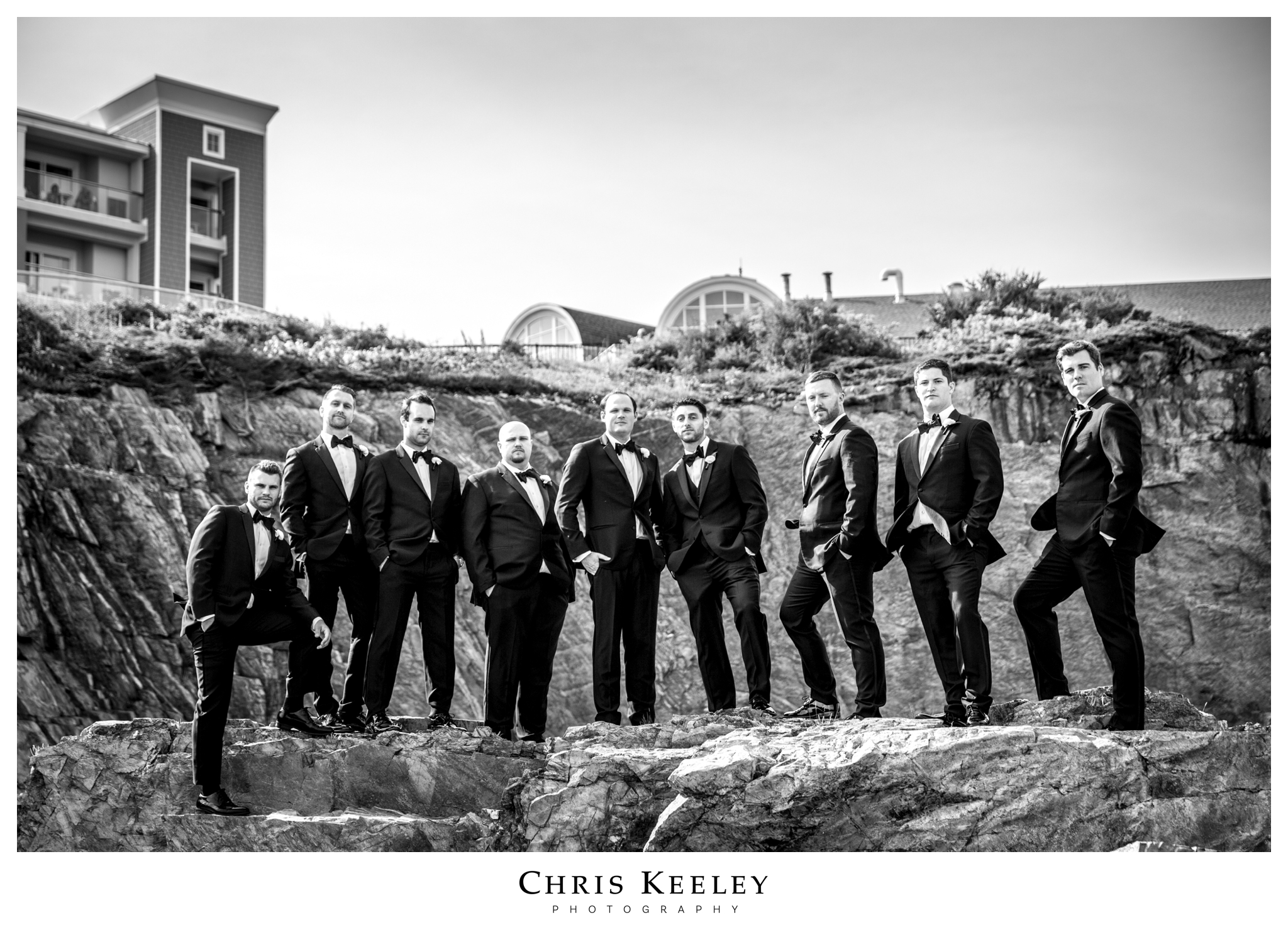 cliff-house-groomsmen.jpg