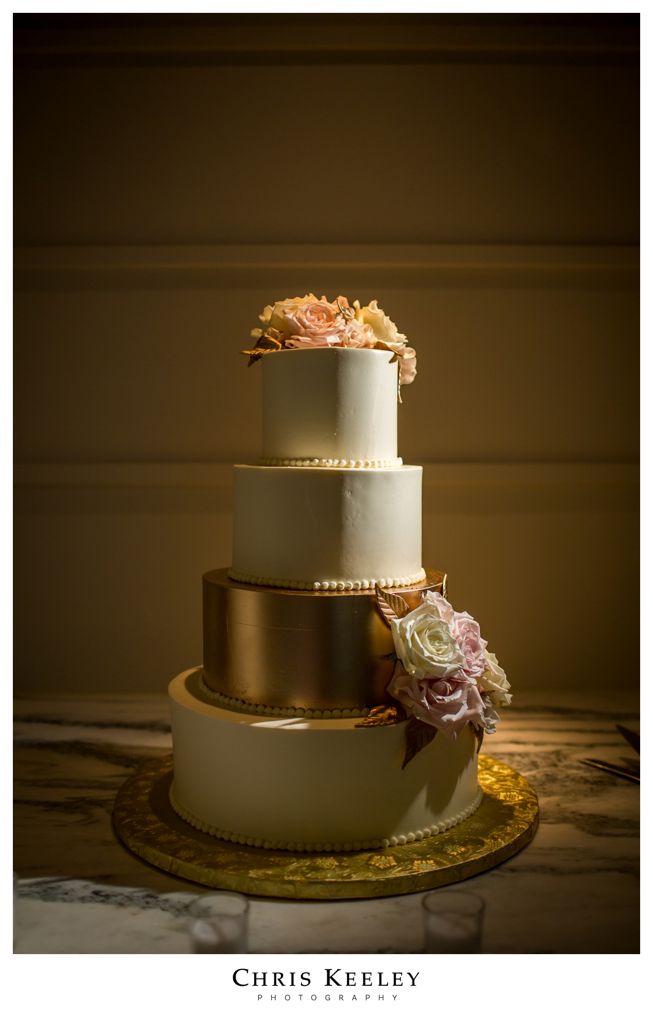 cliff-house-wedding-cake.jpg