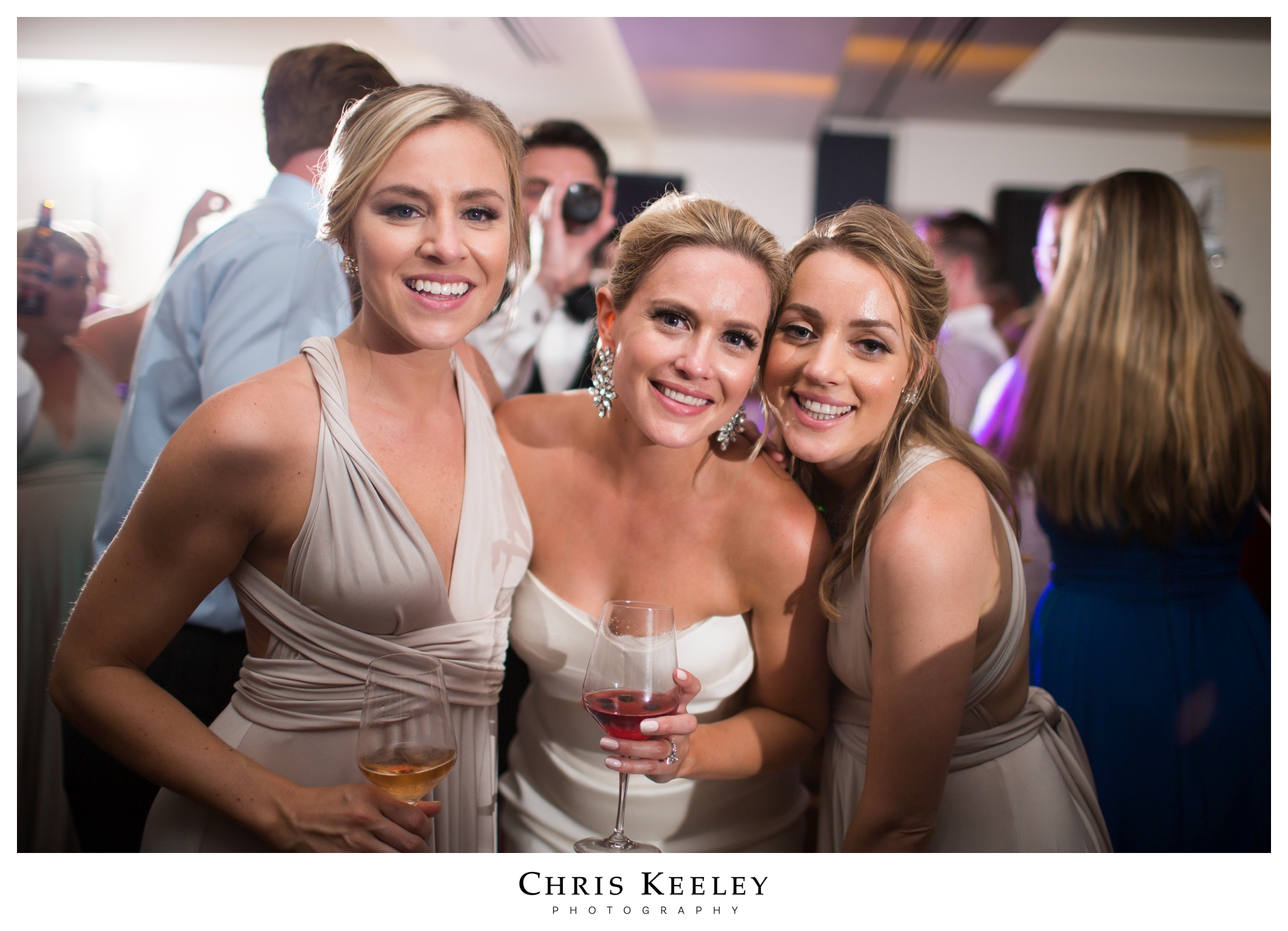 bridesmaids-and-bride-dance-floor.jpg