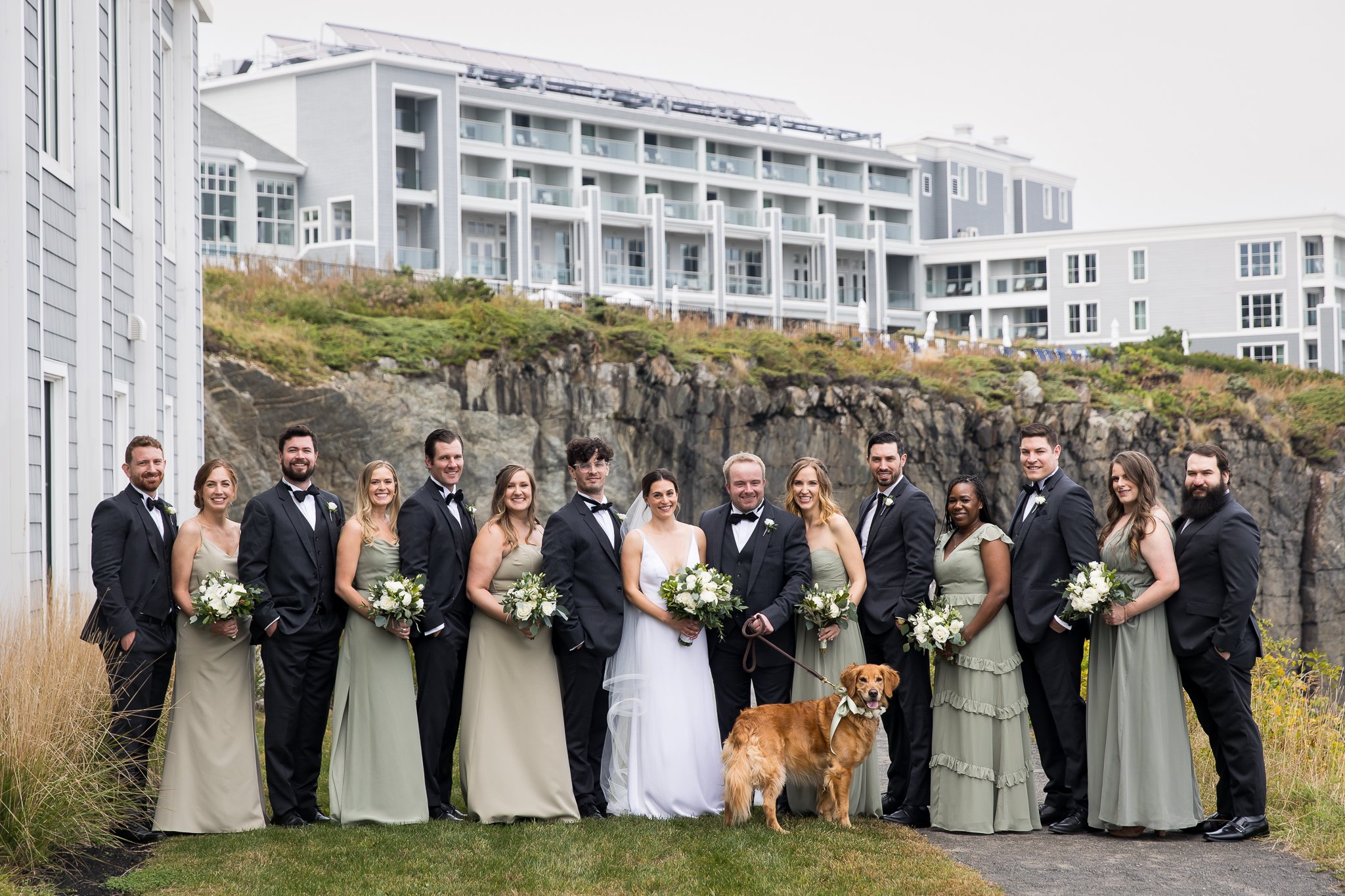 sam-emma-autumn-cliff-house-maine-wedding-pictures-17.jpg