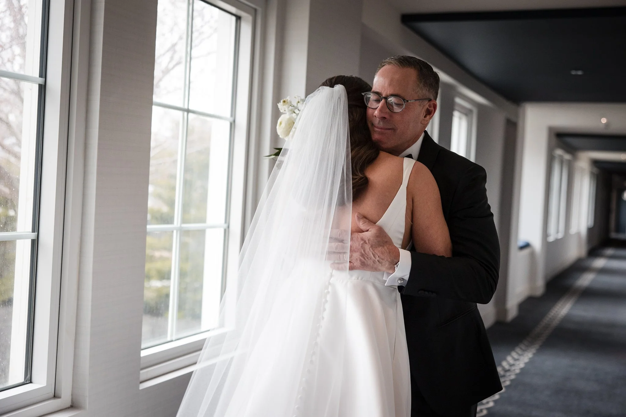 elisabeth-joe-cliff-house-maine-spring-wedding-21.jpg