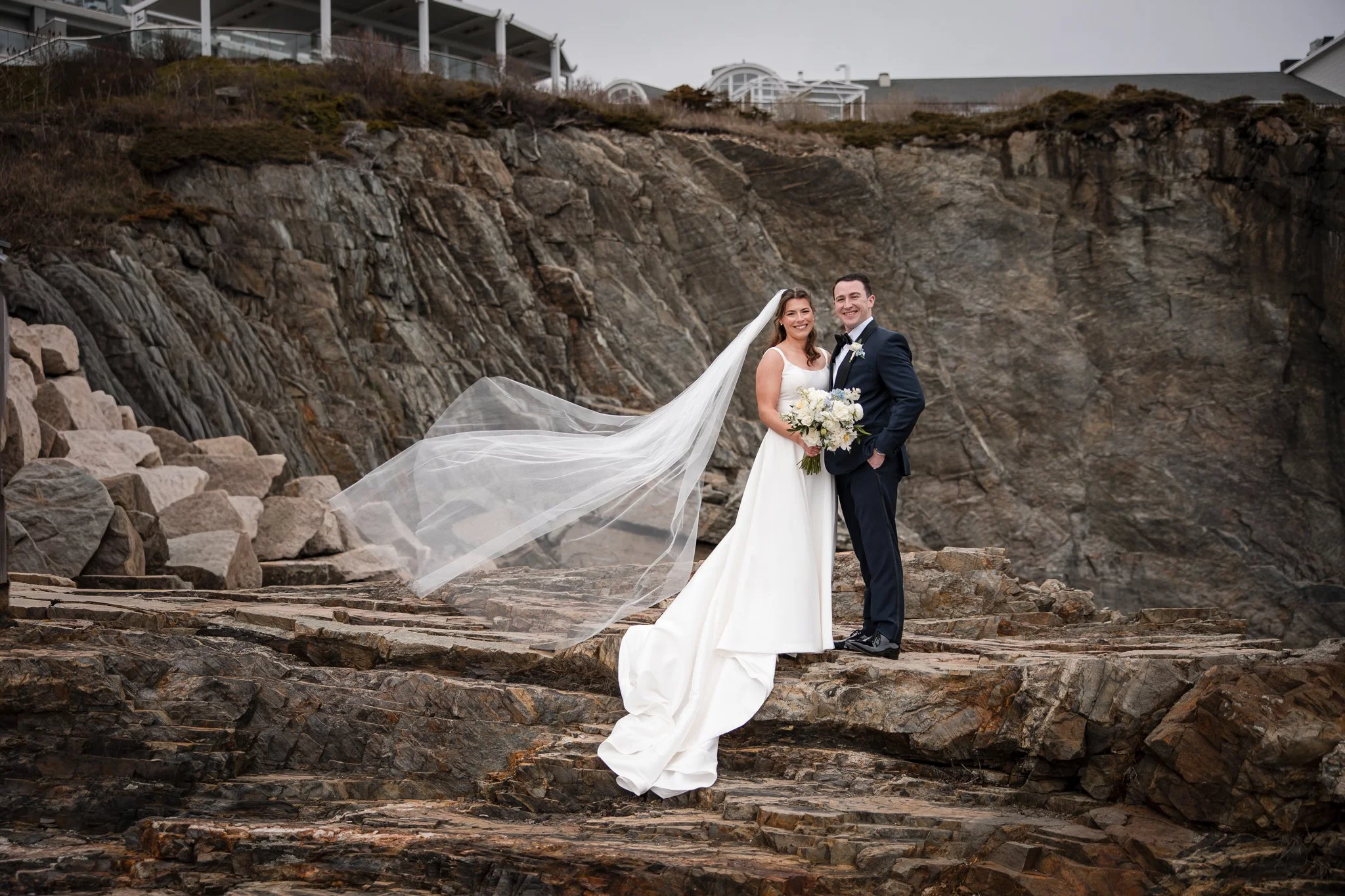 elisabeth-joe-cliff-house-maine-spring-wedding-27.jpg