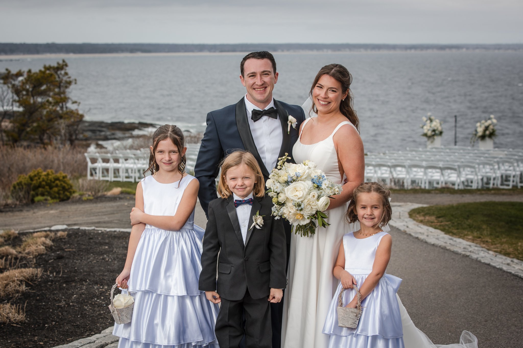elisabeth-joe-cliff-house-maine-spring-wedding-32.jpg