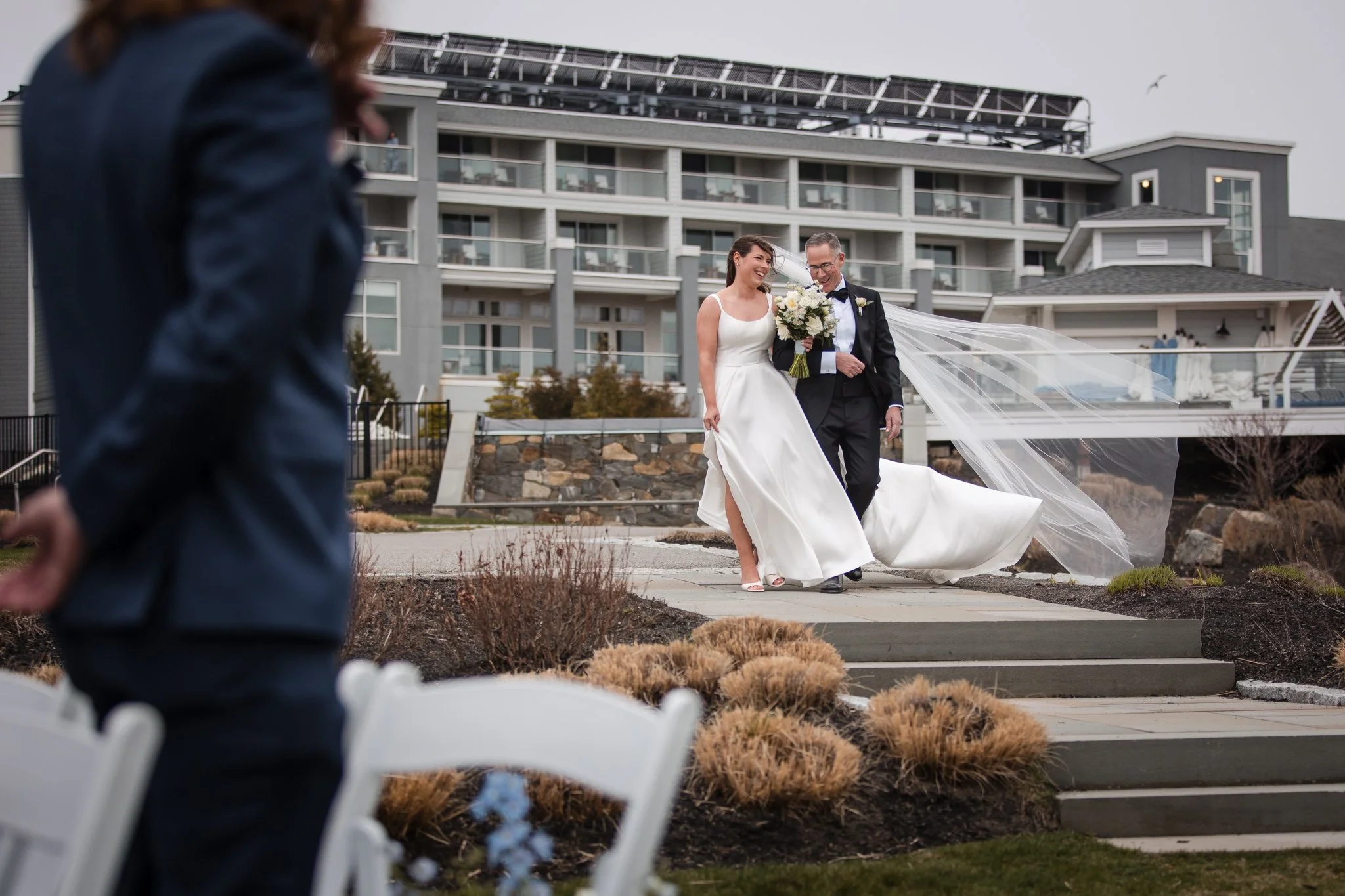 elisabeth-joe-cliff-house-maine-spring-wedding-44.jpg