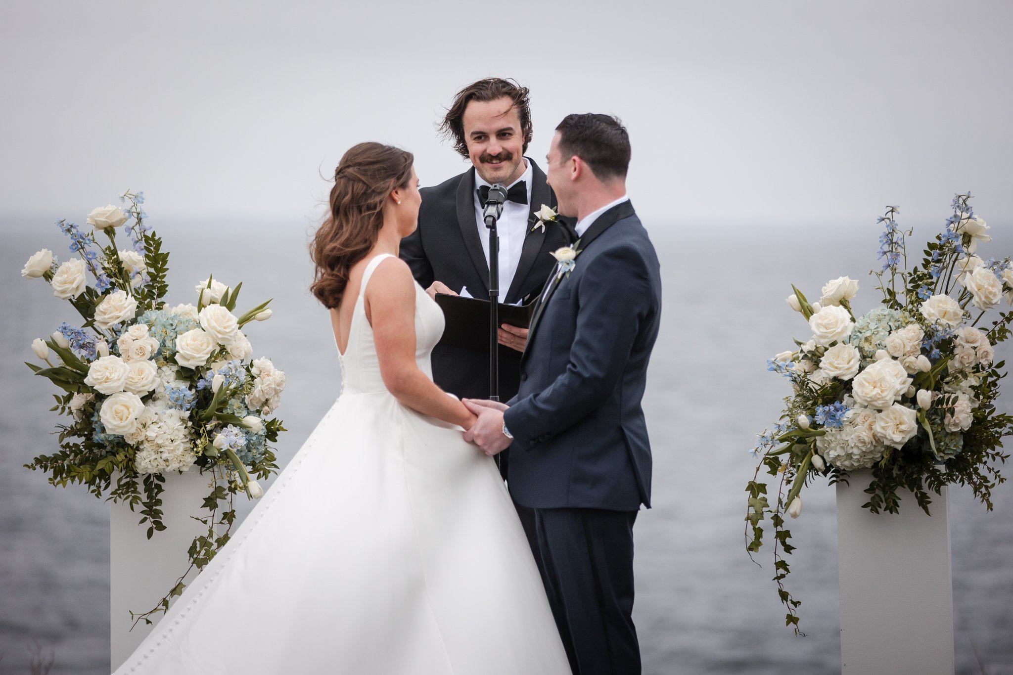 elisabeth-joe-cliff-house-maine-spring-wedding-48.jpg