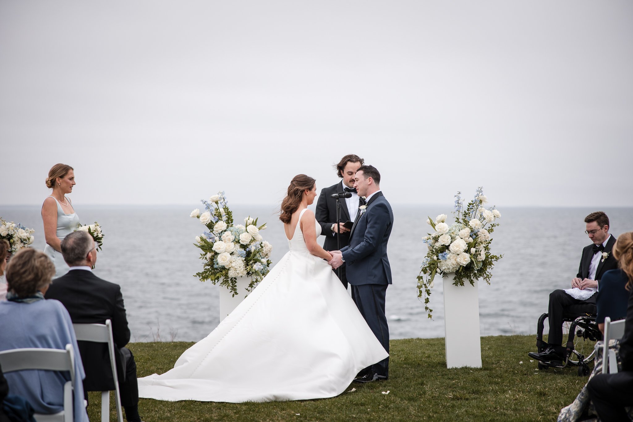 elisabeth-joe-cliff-house-maine-spring-wedding-52.jpg