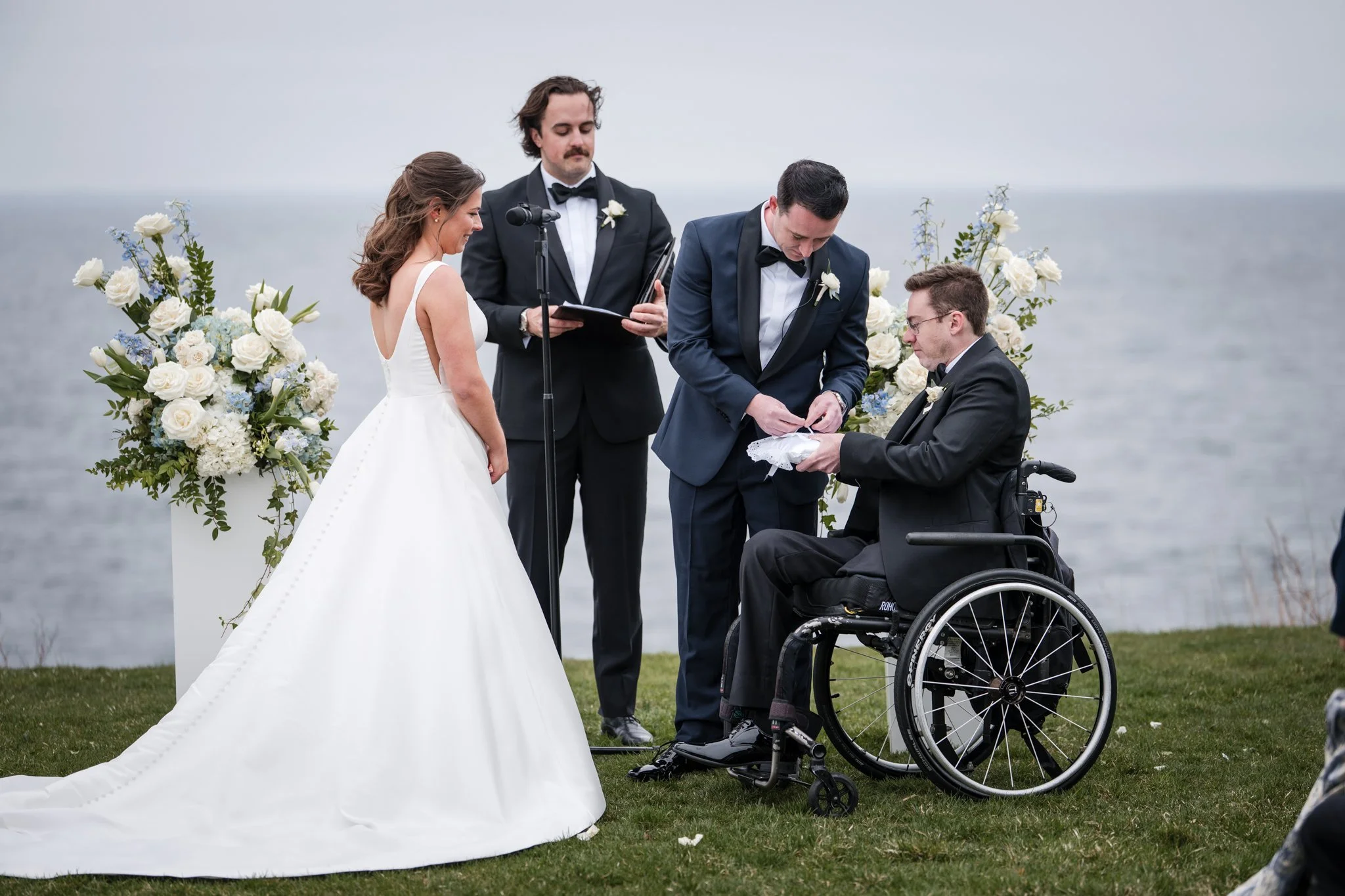 elisabeth-joe-cliff-house-maine-spring-wedding-54.jpg