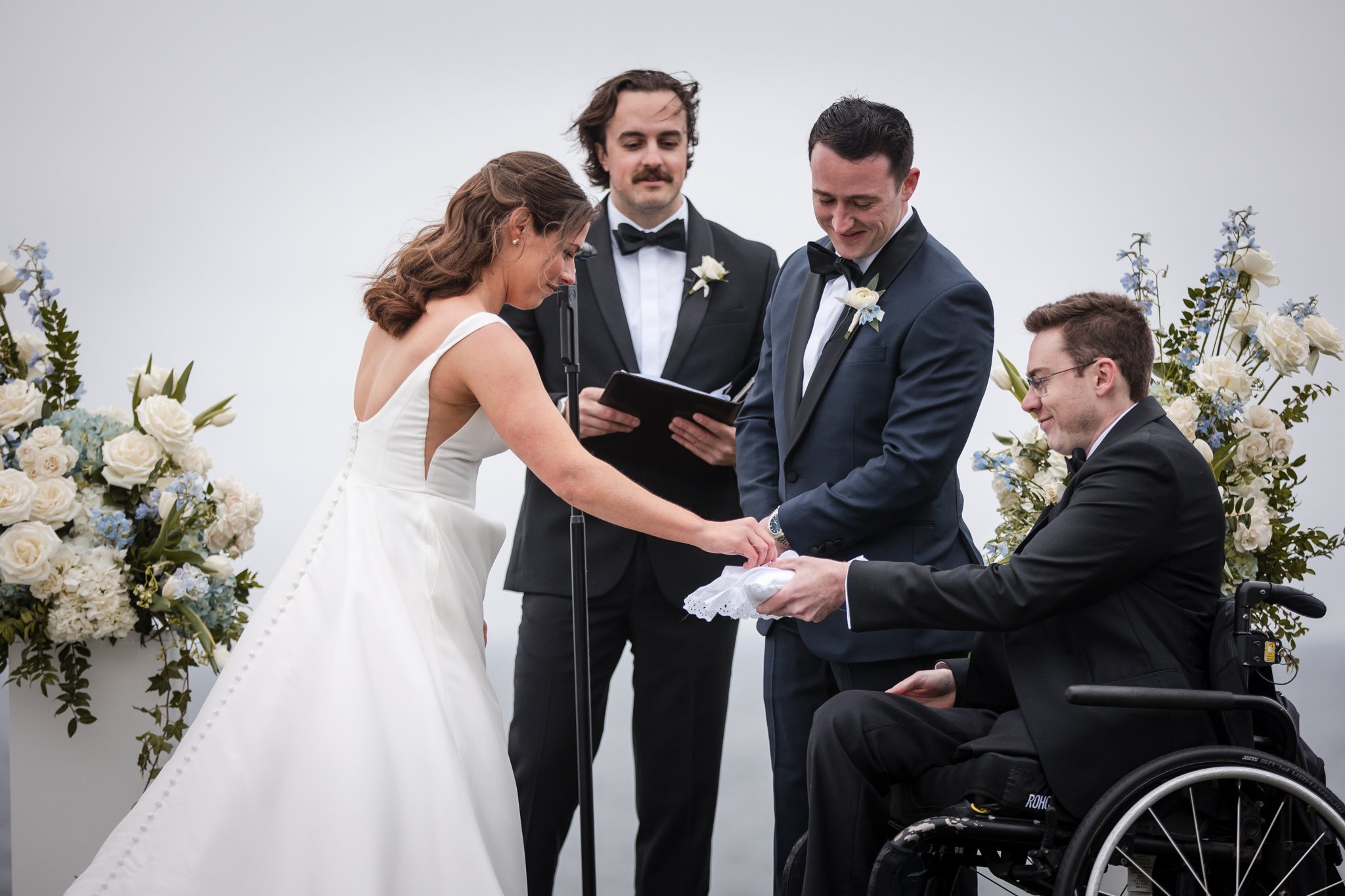 elisabeth-joe-cliff-house-maine-spring-wedding-55.jpg