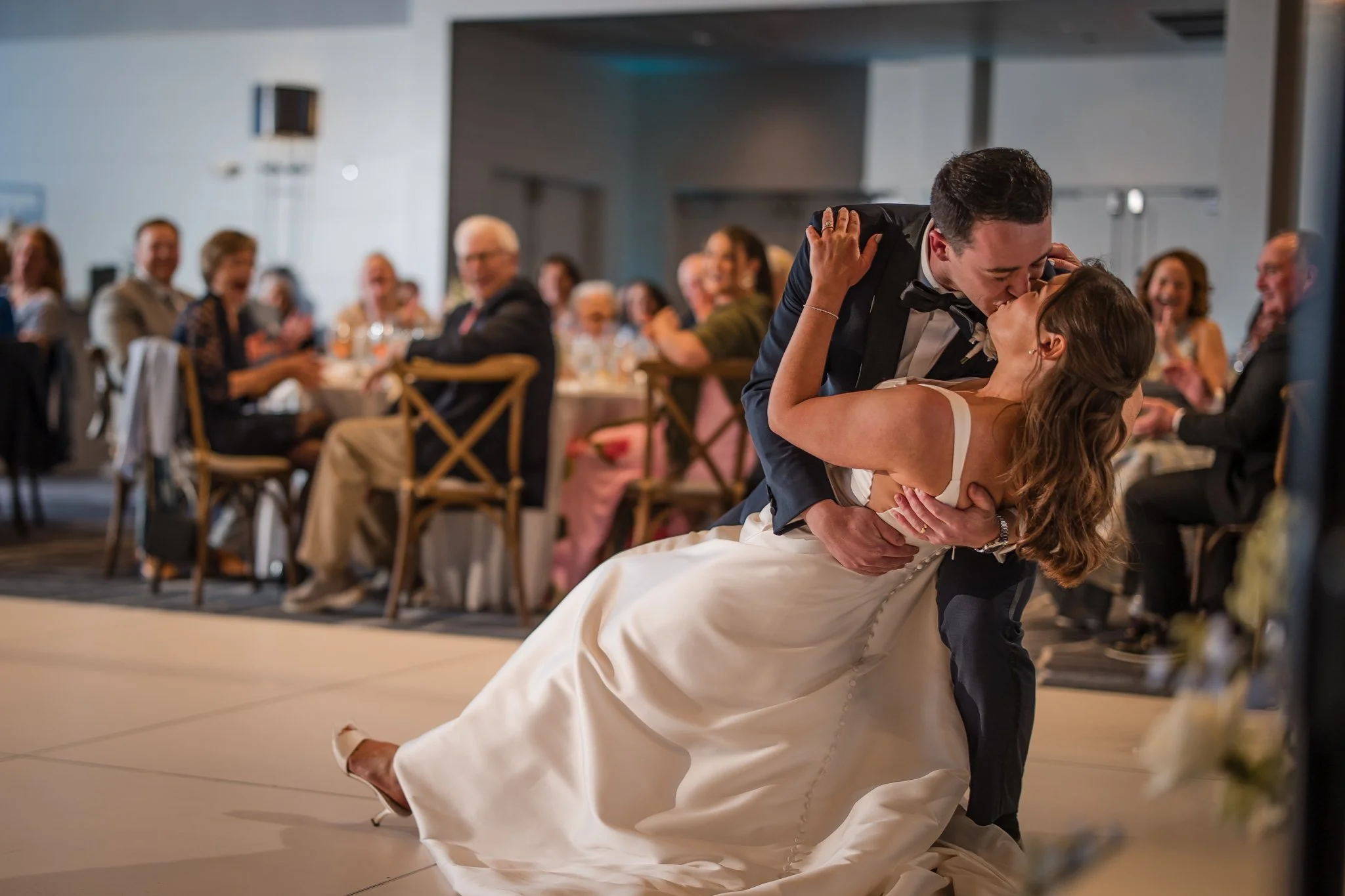 elisabeth-joe-cliff-house-maine-spring-wedding-65.jpg