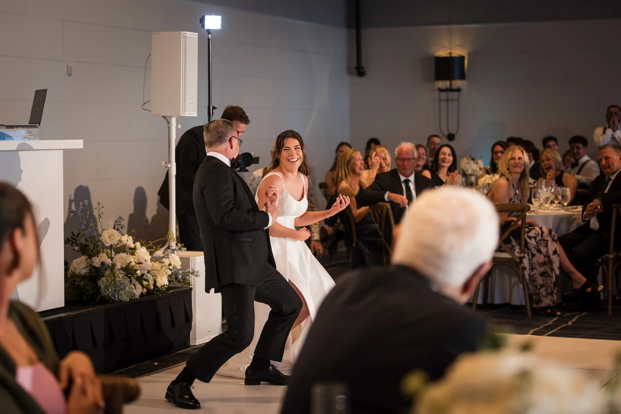 elisabeth-joe-cliff-house-maine-spring-wedding-67.jpg