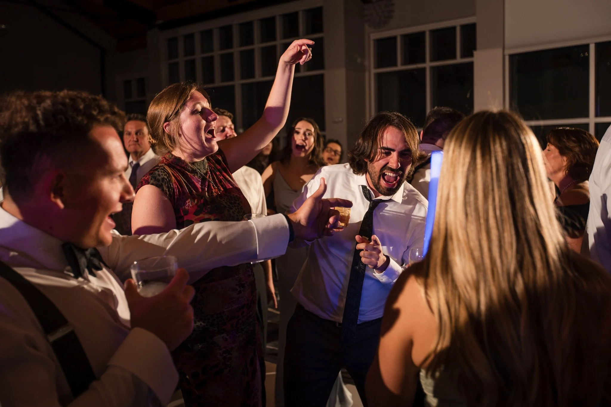 elisabeth-joe-cliff-house-maine-spring-wedding-96.jpg