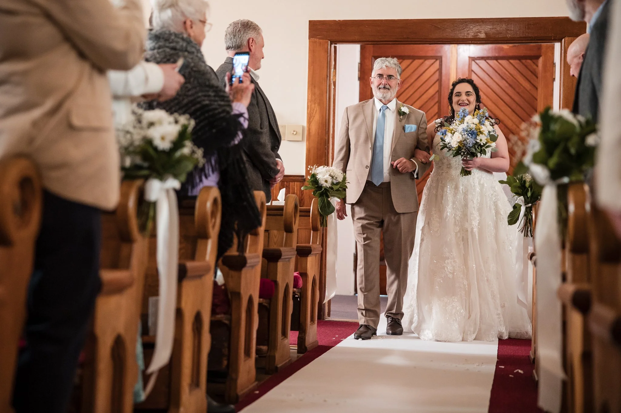 jacob-jamie-new-hampshire-farm-wedding-25.jpg