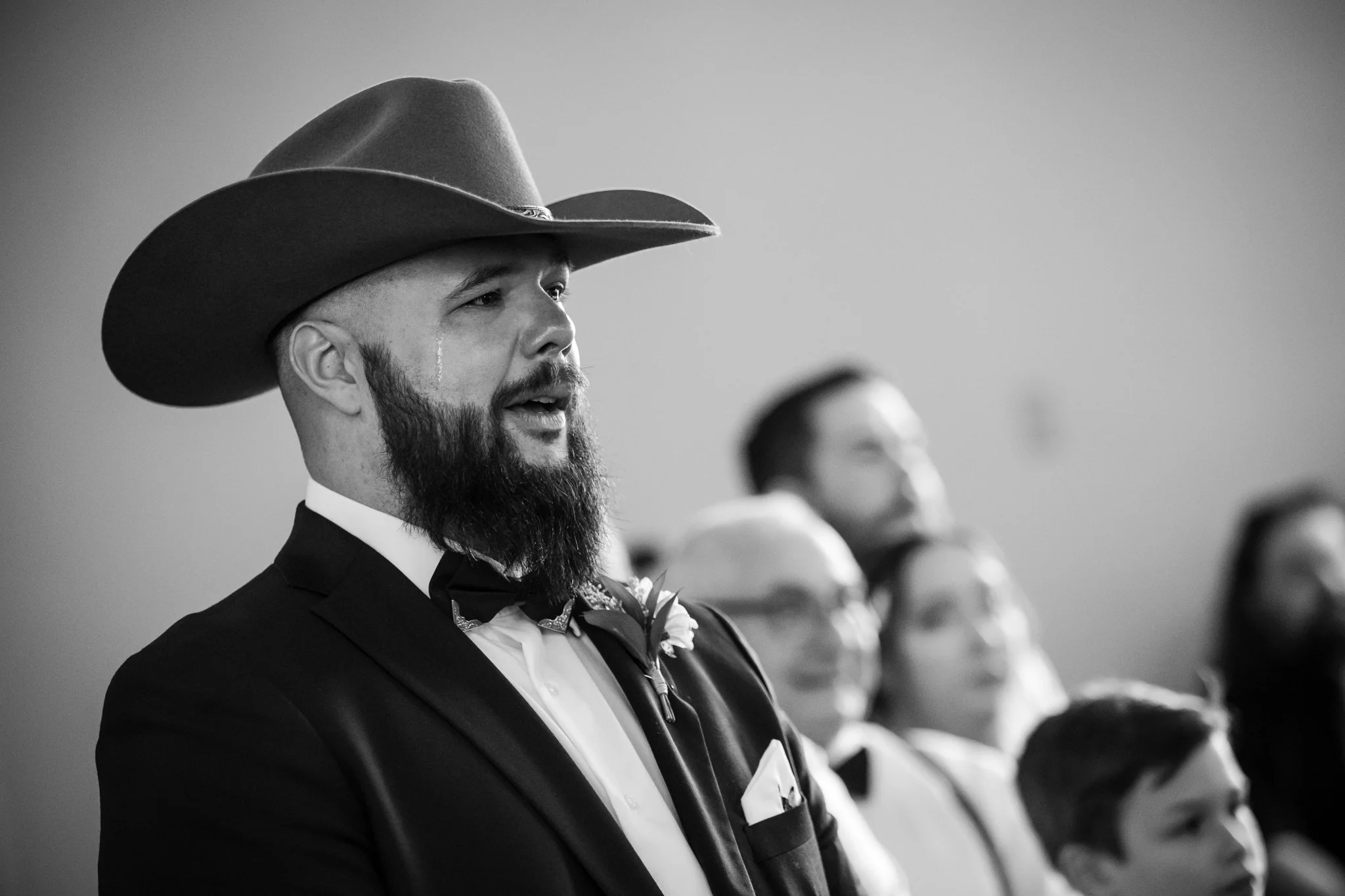 jacob-jamie-new-hampshire-farm-wedding-28.jpg