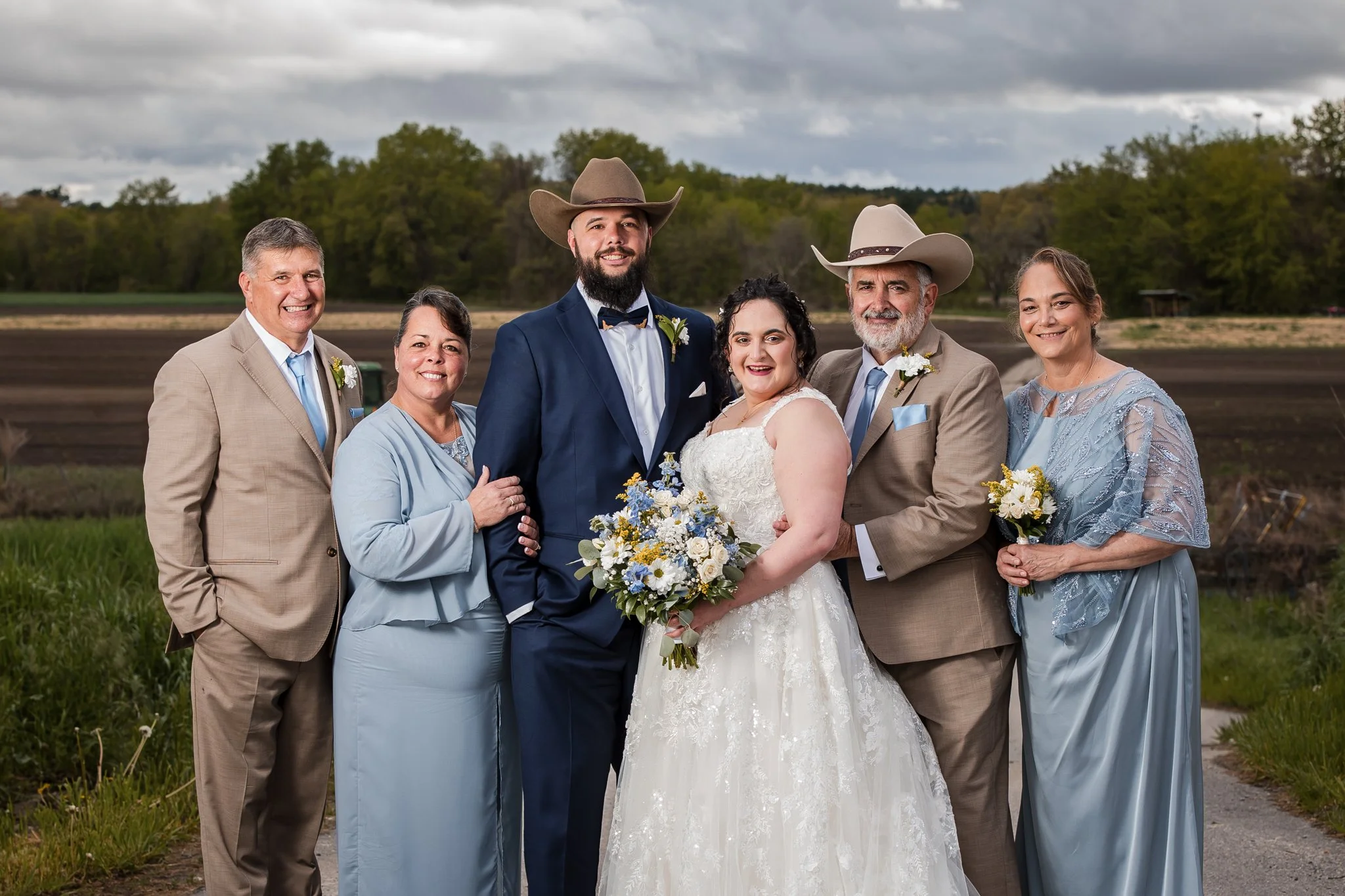 jacob-jamie-new-hampshire-farm-wedding-42.jpg