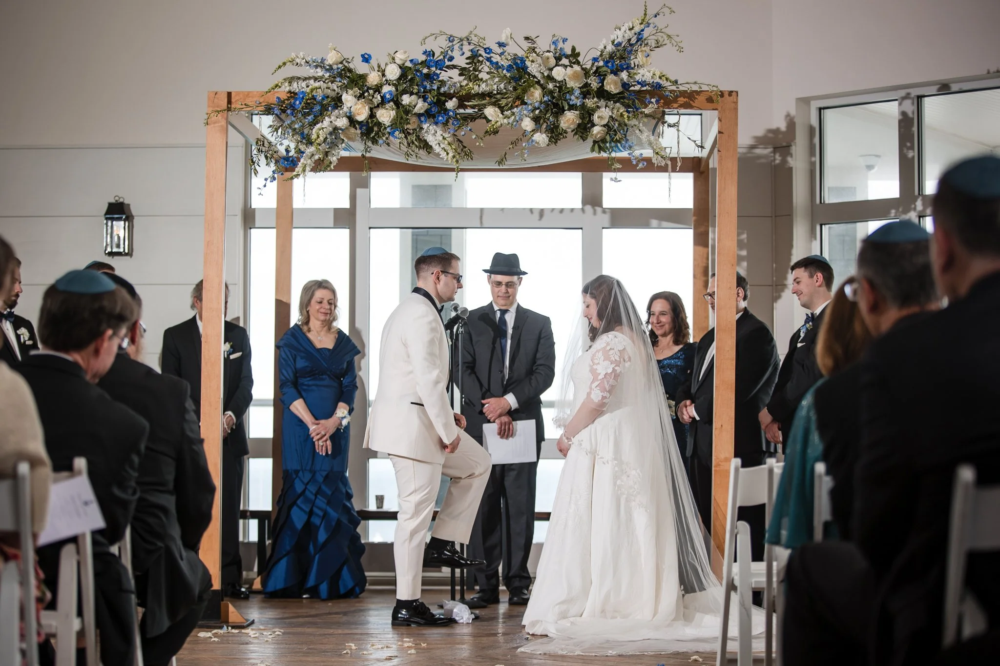 samm-joey-jewish-navy-wedding-cliff-house-maine-038.jpg